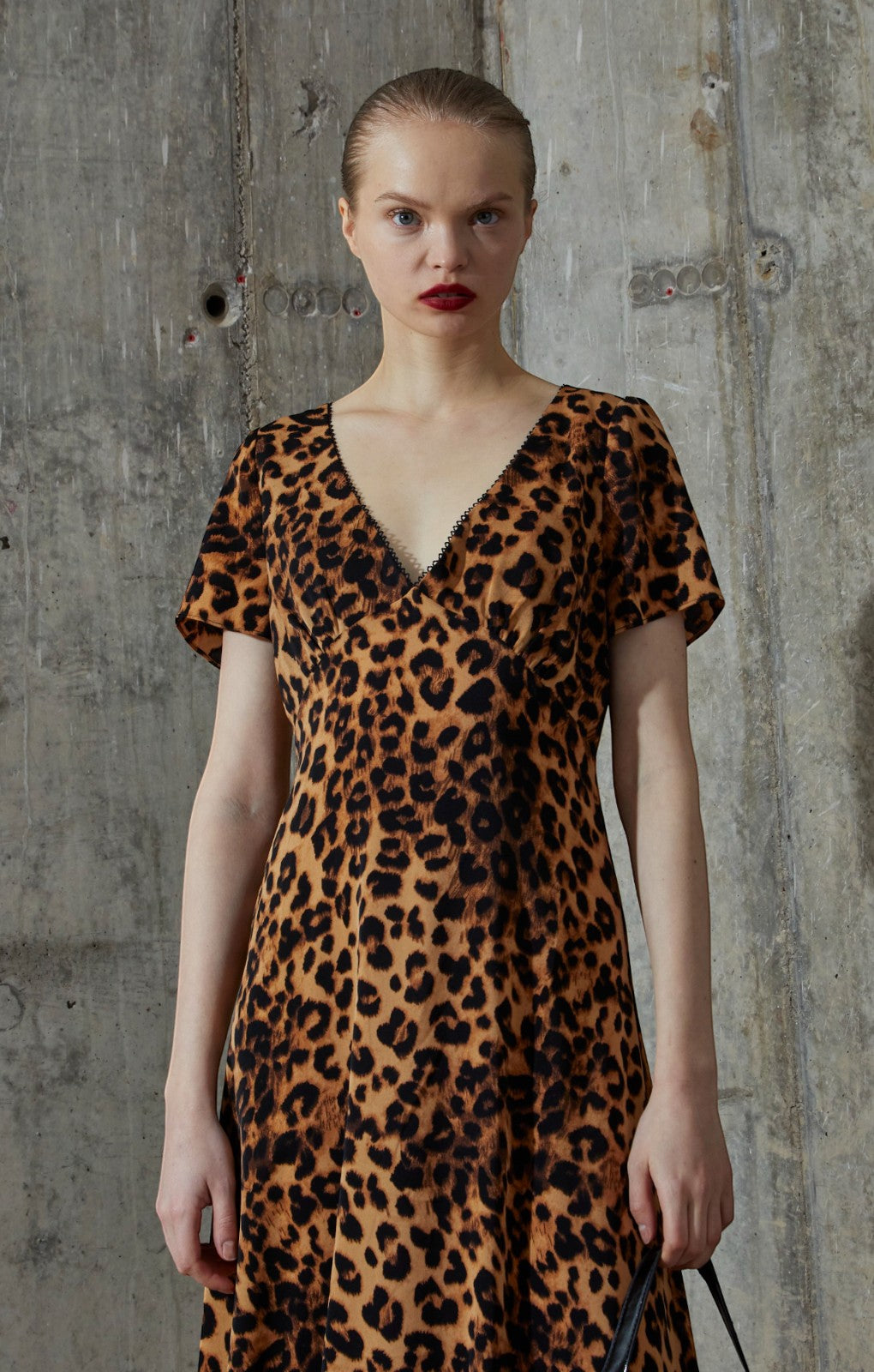 Glamorous Leopard V-Neck Midi Dress