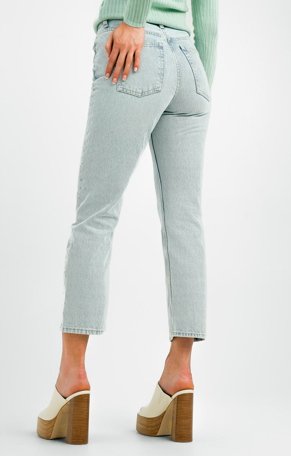 Topshop Editor Jeans In Bleach - Blue