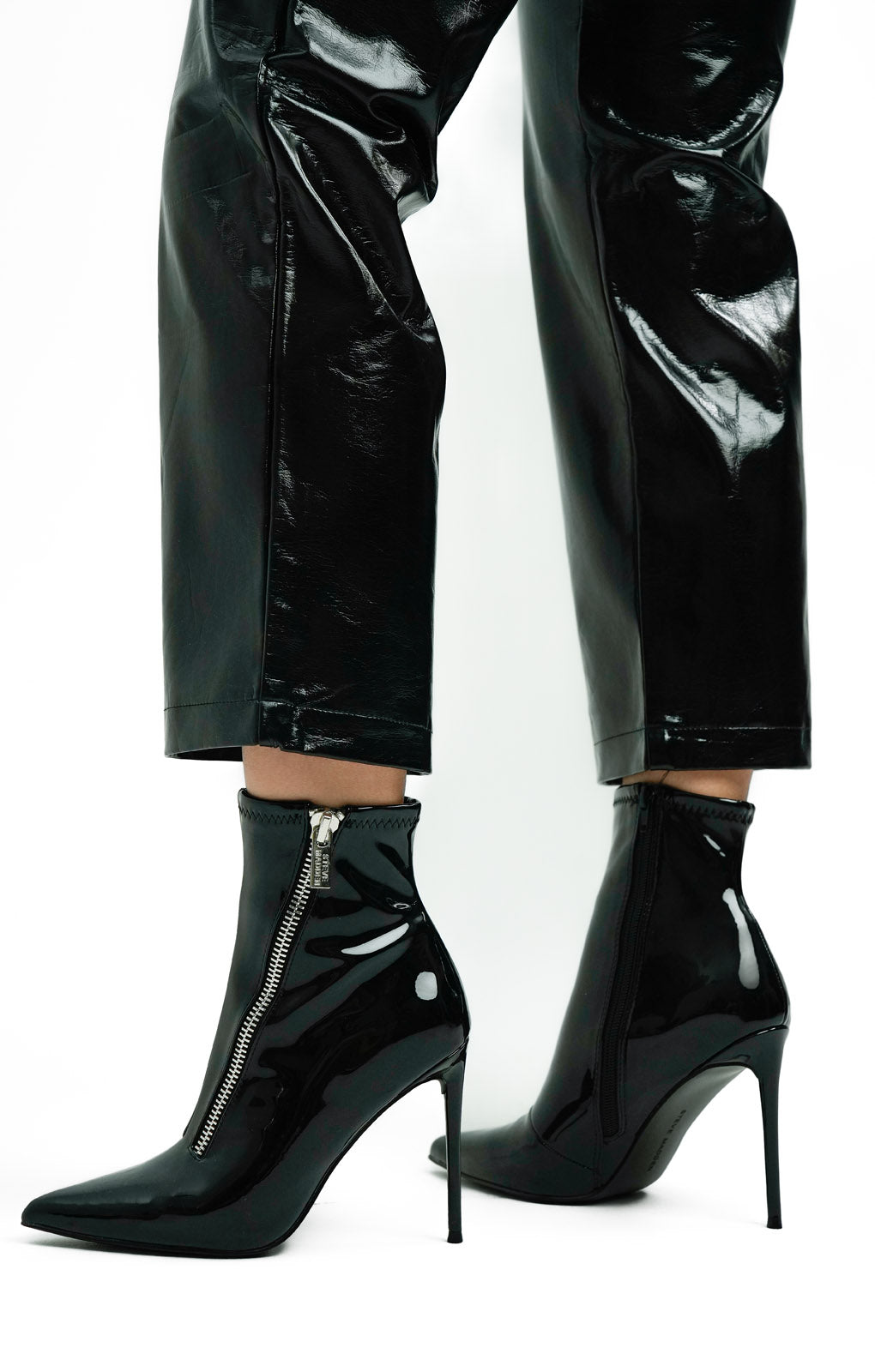 Steve Madden Virtuoso Zip Detail Heeled Boots In Black Patent