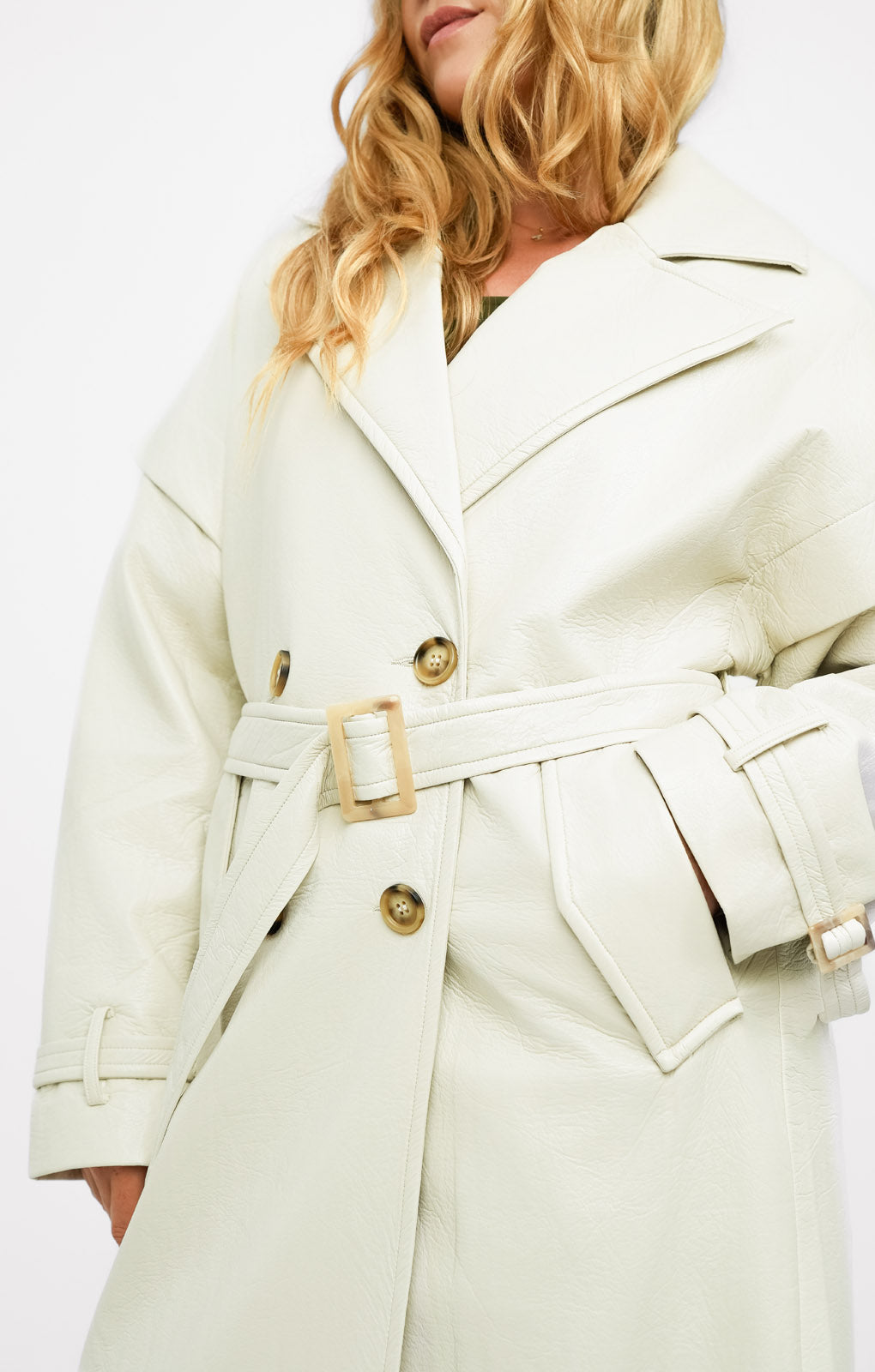 Aria Cove Vegan Leather Drop Shoulder Trench Coat In Cream