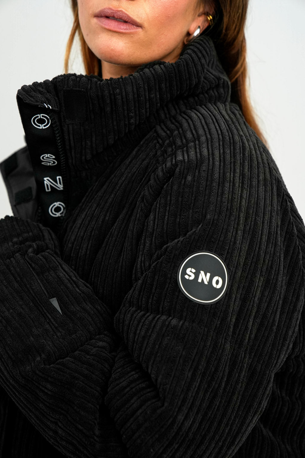 Topshop Sno Funnel Neck Puffer Ski Jacket In Black Cord