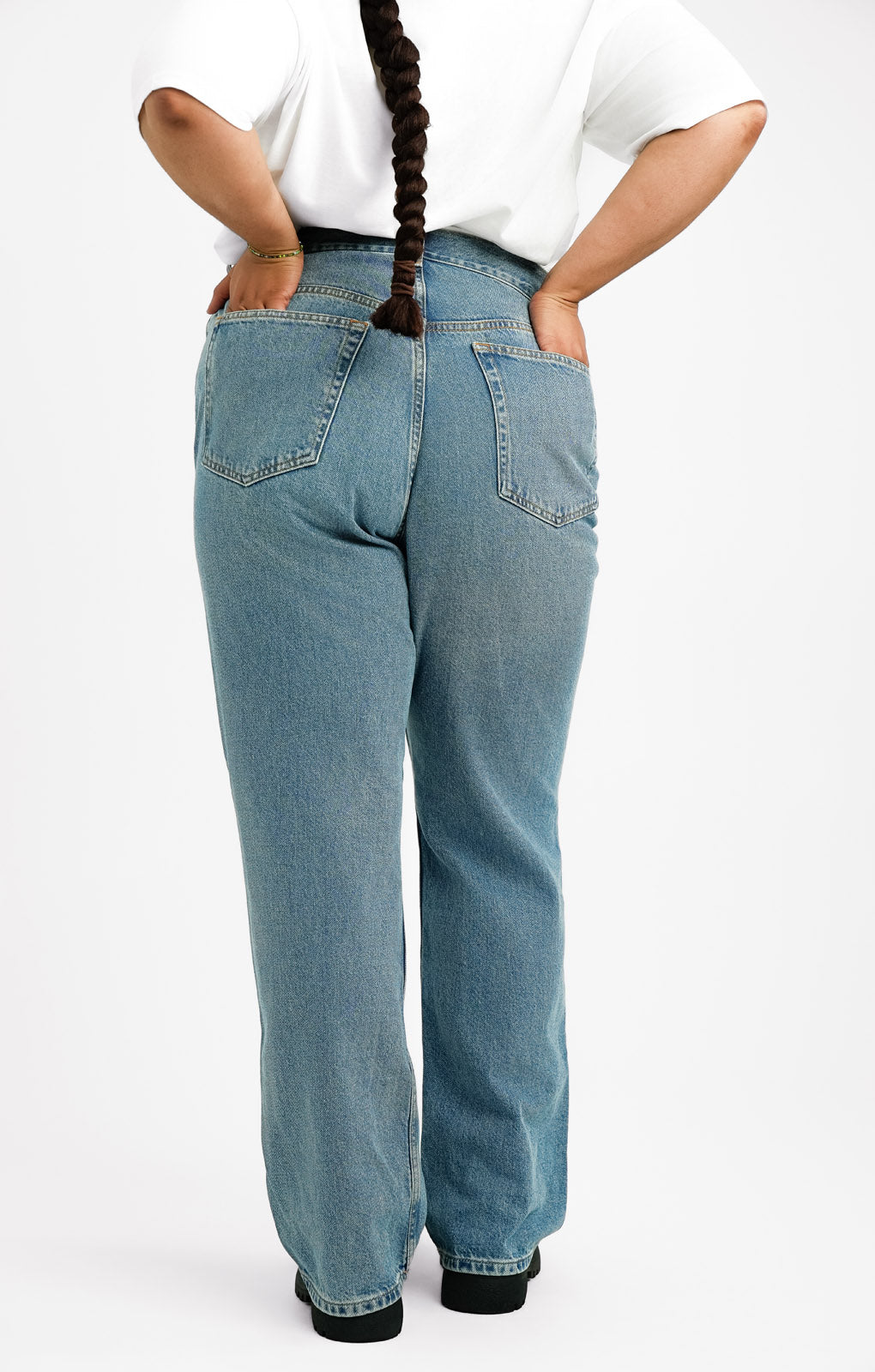 Topshop Curve Straight Kort Jeans In Mid Blue