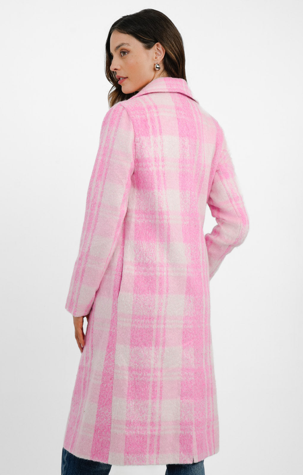 Helene Berman Ruth Long Blanket Coat In Pink Dogtooth