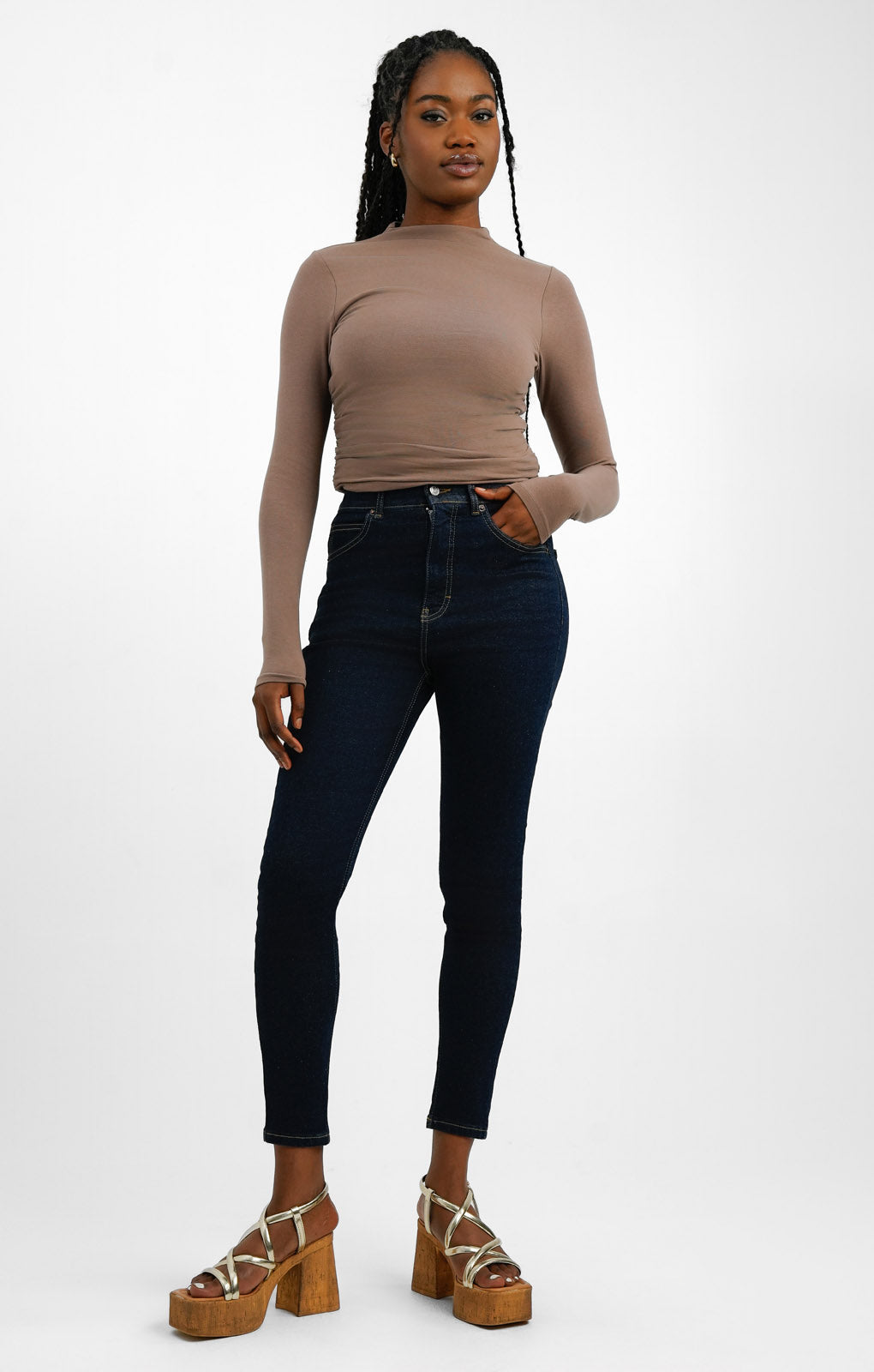 Topshop Enhancing High Rise Jamie Jeans In Mid Blue