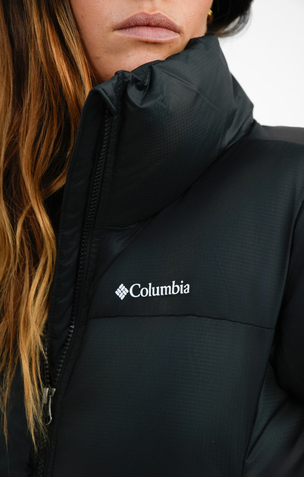 Columbia Puffect Cropped Coat In Black