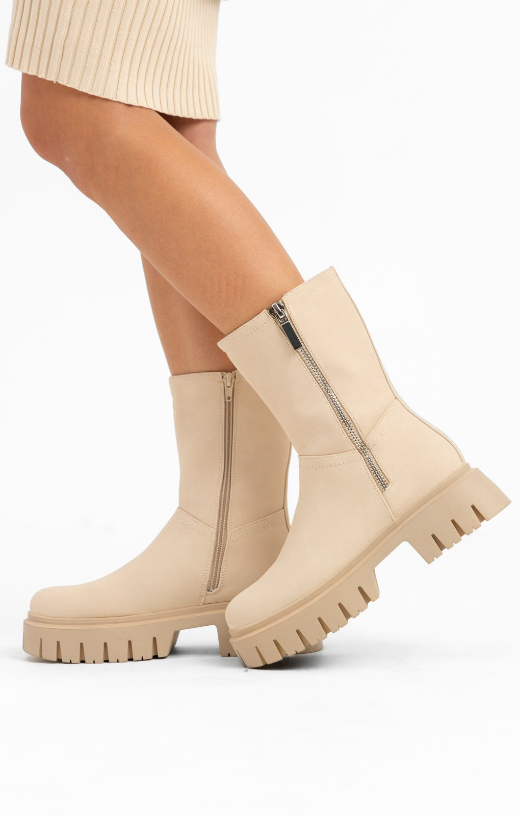 ASOS DESIGN Amalfi Zip Up Biker Boots In Off-White