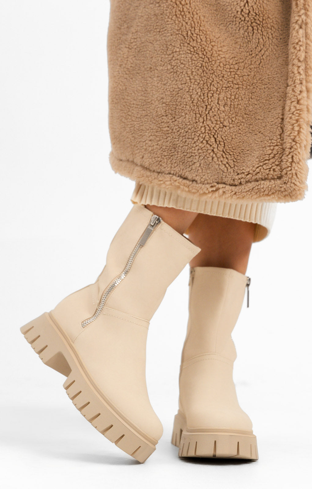 ASOS DESIGN Amalfi Zip Up Biker Boots In Off-White
