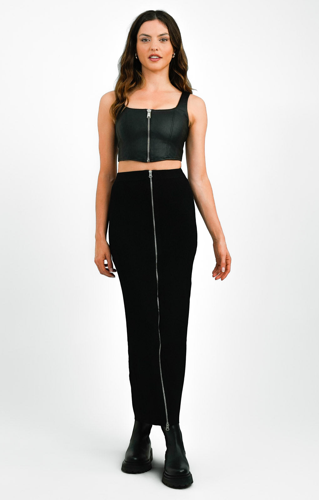 Knitted Minimal Midaxi Skirt With Zip Detail In Black