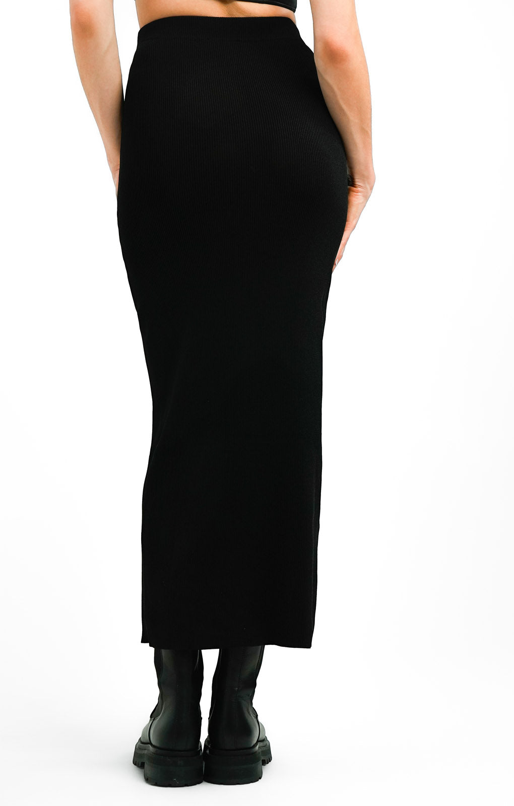 Knitted Minimal Midaxi Skirt With Zip Detail In Black