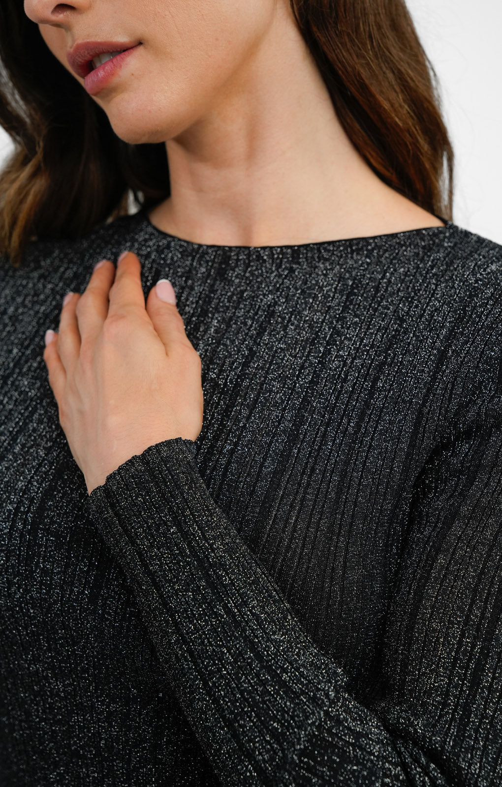 Shrunken Knitted Variegated Rib Top In Black With Silver Metallic