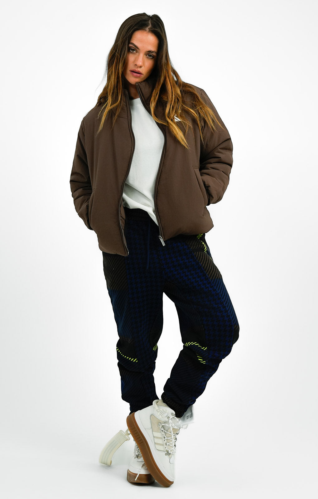Karl Kani Og Puffer Jacket In Brown With Wavy Zip Detail