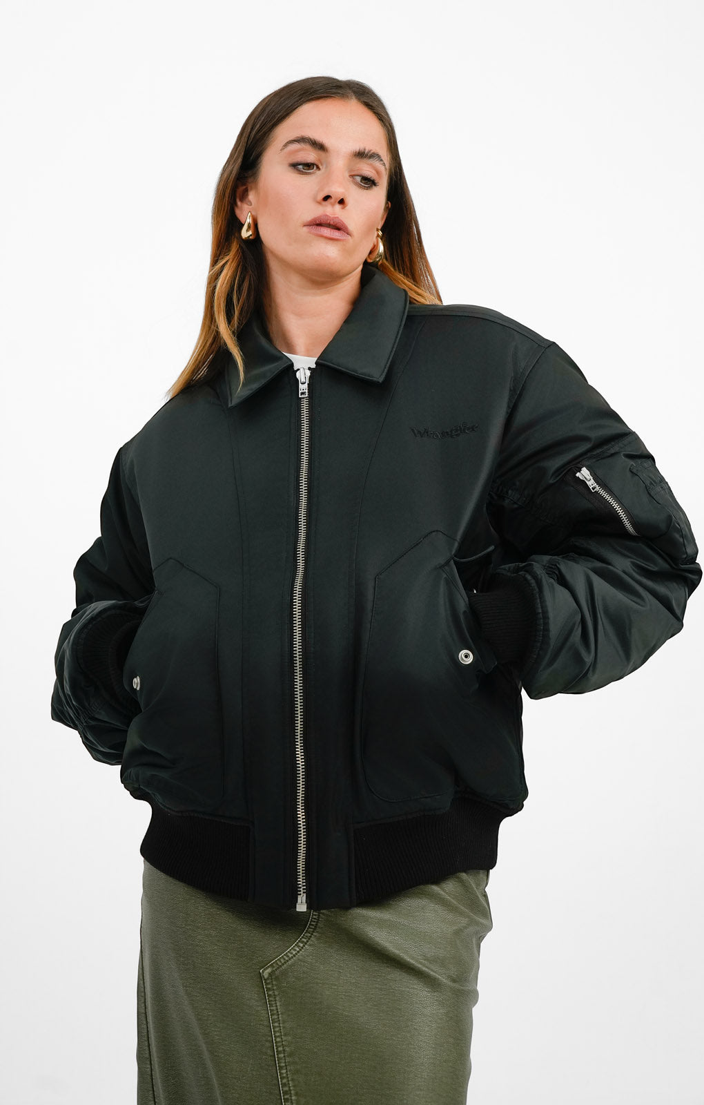 Wrangler Bomber Jacket With Collar And Ruching Detail In Black