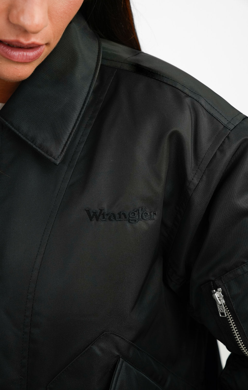Wrangler Bomber Jacket With Collar And Ruching Detail In Black
