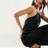Na-Kd Contrast Detailed Halter Neck Top In Black