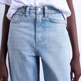 Topshop Original High Rise Mom Jeans In Bleach