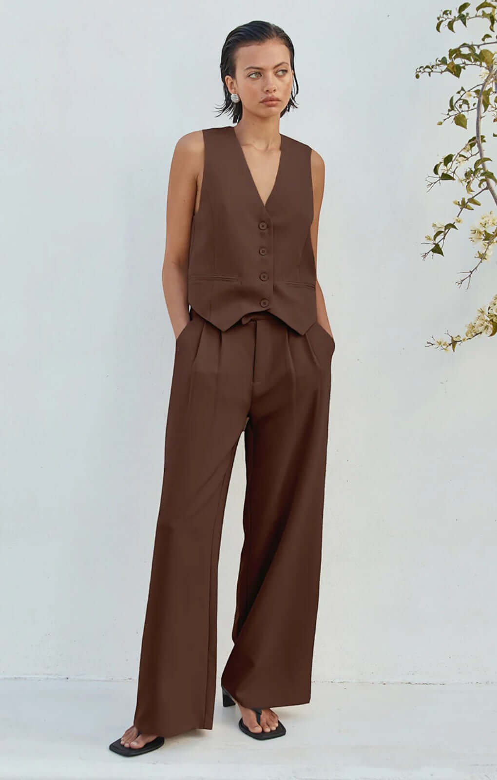 Seven Wonders Winslet Vest in Chocolate