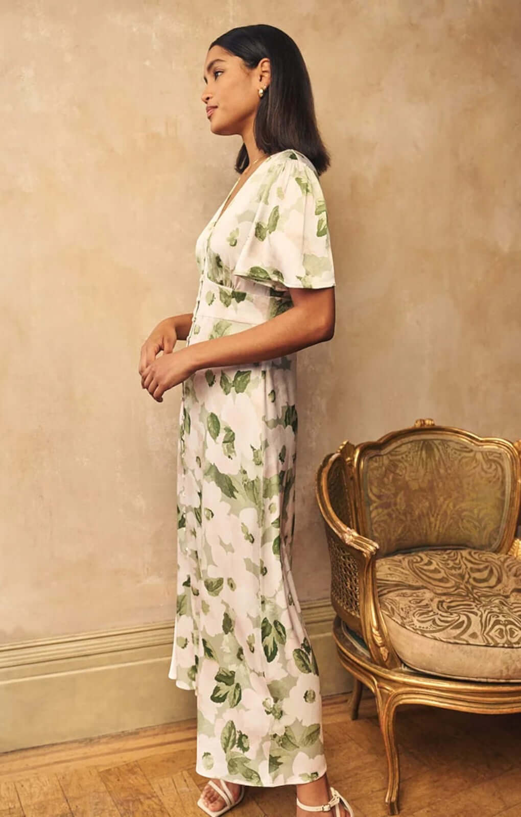 Rent Nobody's Child Green Floral Satin Erin Midaxi Dress | Hirestreet Rent Nobody's Child Green Floral Satin Erin Midaxi Dress | Hirestreet