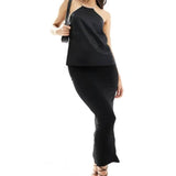 Na-Kd Contrast Detailed Halter Neck Top In Black