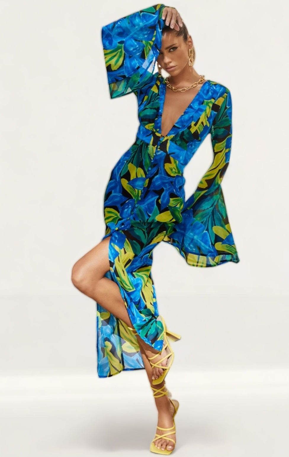 Runaway The Label Blue Floral Romelly Midi Dress product image